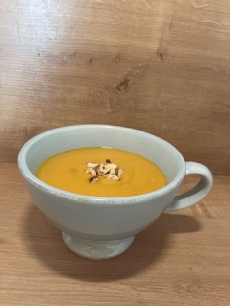 Soupe potimarron, noisette et lentilles corail